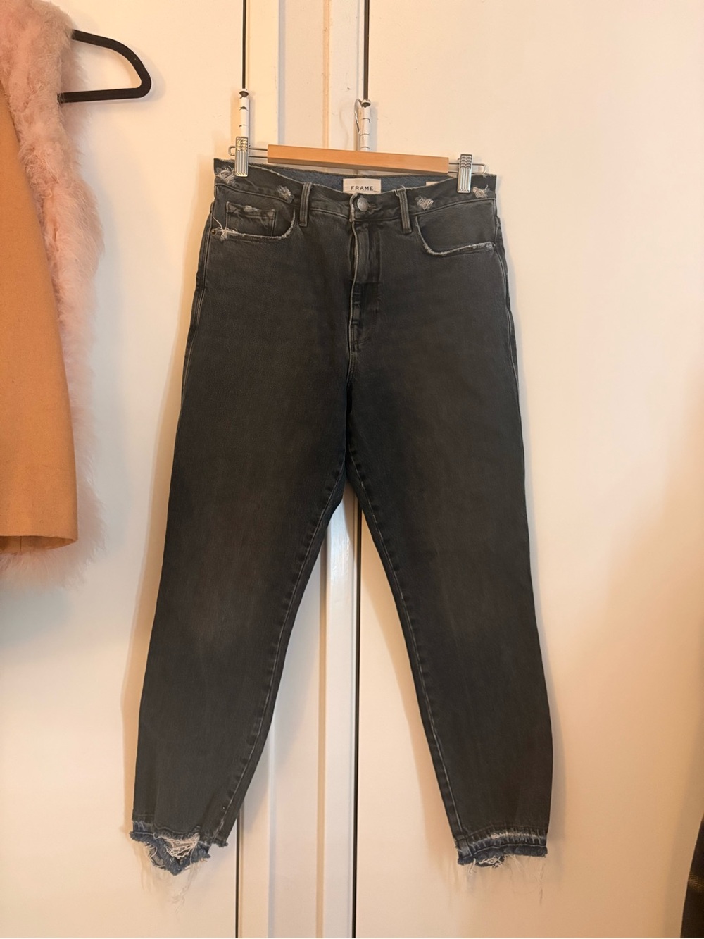 Frame Denim Black Washed Ankle Crop Jeans